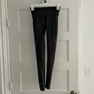 Women’s XS Spanx Leather Leggings Black